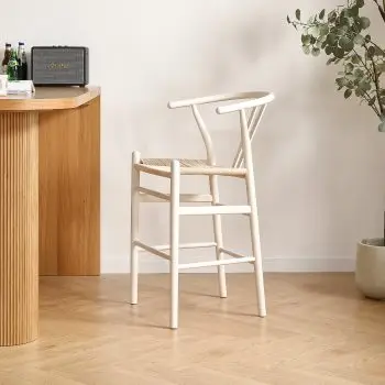 NEU: Hochwertige Massivholz-Stühle mit kleinen Mängeln – stark reduziert! - SWB013 Wishbone Barhocker Buche Beige